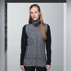 Lululemon Stride Jacket in Coco Pique Black size 4